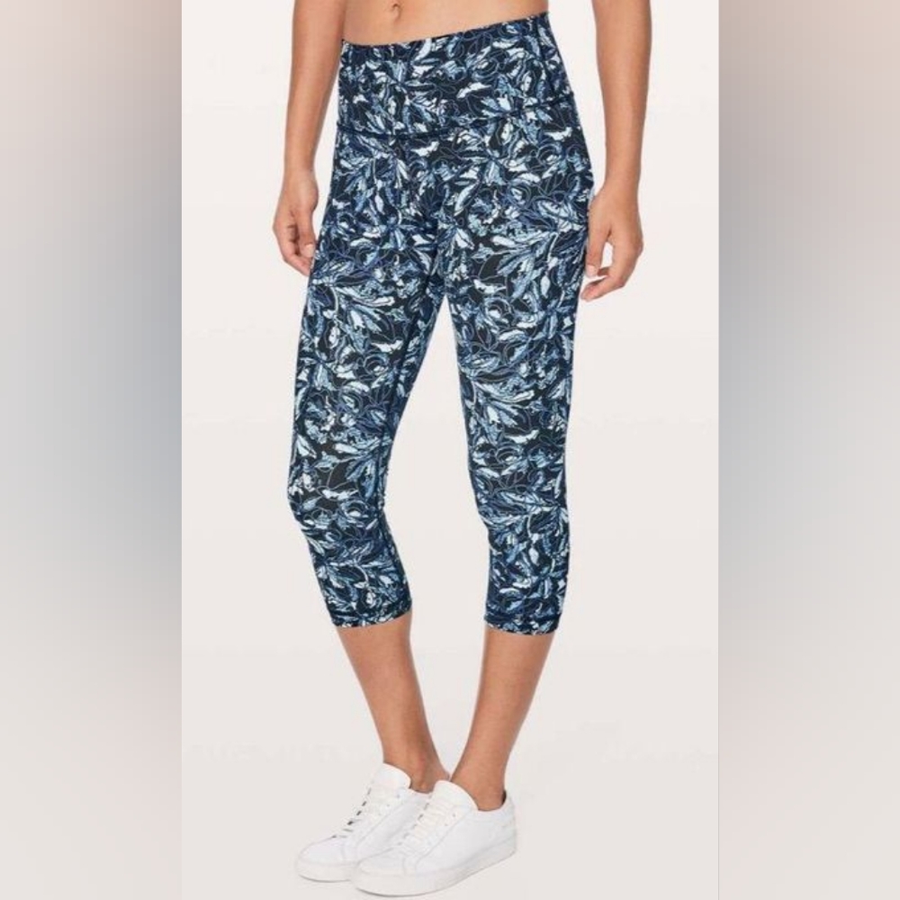 Lululemon Wunder Under Hi-Rise, crop 21" Embellished Multi Size 10